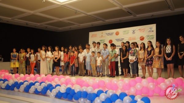 “Миллий ва замонавий эстрада хонандалиги” лойиҳасида  71 нафар иштирокчи