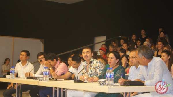 “Миллий ва замонавий эстрада хонандалиги” лойиҳасида  71 нафар иштирокчи