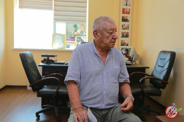 Бугунги кун танқидчилари Мурод Ражабовнинг  танқидига учради