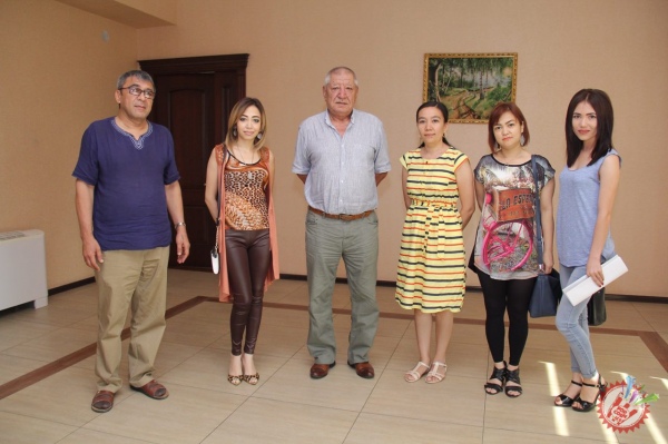 Бугунги кун танқидчилари Мурод Ражабовнинг  танқидига учради