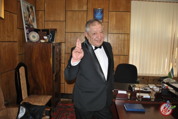 Бугунги кун танқидчилари Мурод Ражабовнинг  танқидига учради