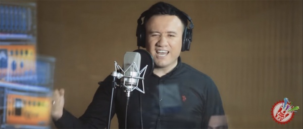 Баҳриддин Зуҳриддиновнинг “Жигарларим” номли клипига баҳо беринг