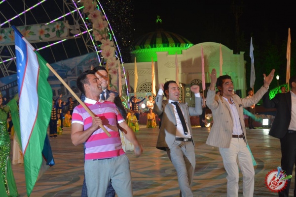 Андижонда “Ким эдигу ким бўлдик, эртага қандай юксак марраларни эгаллашимиз керак?” тадбирларининг якуний  гала концерти бўлиб ўтди.