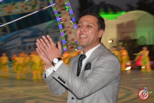 Андижонда “Ким эдигу ким бўлдик, эртага қандай юксак марраларни эгаллашимиз керак?” тадбирларининг якуний  гала концерти бўлиб ўтди.