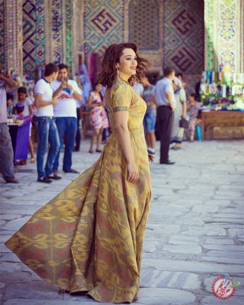 Лола Аҳмедова истиқлолимизнинг 25 йиллик тўйига туҳфа тайёрламоқда