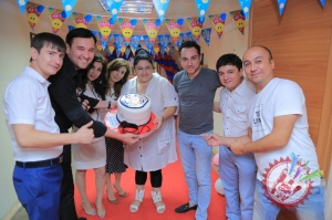 “Ўзбегим Таронаси” 16 ёшда! Юлдузли туғилган кундан фоторепортаж ва батафсил маълумот