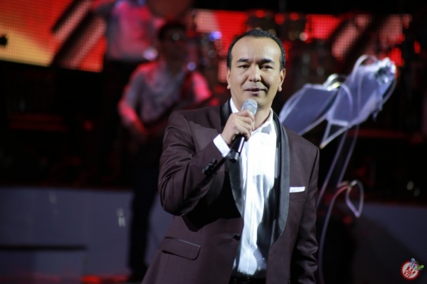 Озодбек Назарбековдан  6 та қўшиқ премьераси кутилмоқда