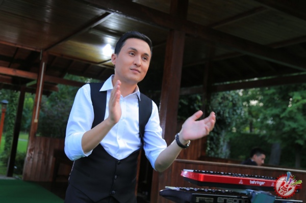 Тез кунда Баҳром Назаровдан янги видеоклип “Лола”