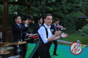 Тез кунда Баҳром Назаровдан янги видеоклип “Лола”