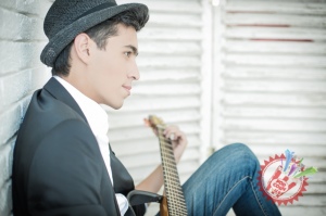 Сарвар навбатдаги фотосессиясини тақдим қилди