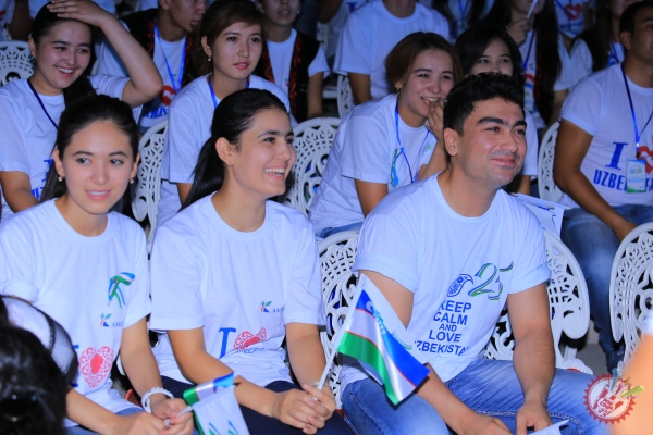 “Истиқлол фарзандлари” гала-концерти бўлиб ўтди