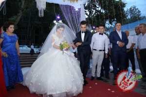 Уммон гуруҳининг аъзоларидан бири Шохрух бўйдоқлар сафини тарк этди