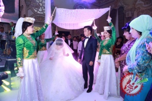 Уммон гуруҳининг аъзоларидан бири Шохрух бўйдоқлар сафини тарк этди