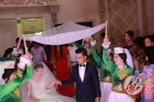 Уммон гуруҳининг аъзоларидан бири Шохрух бўйдоқлар сафини тарк этди