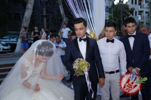 Уммон гуруҳининг аъзоларидан бири Шохрух бўйдоқлар сафини тарк этди