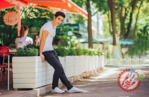 Хонанда Билол янги фотосессиясини тақдим қилди