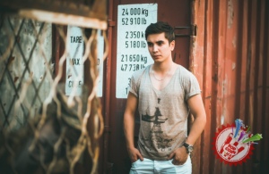 Хонанда Билол янги фотосессиясини тақдим қилди