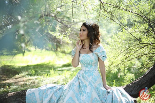 Хонанда Манзуранинг ижодида нима гап?