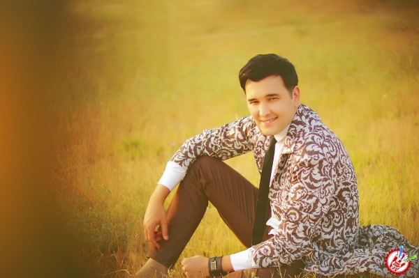 Сардор Раҳимхоннинг "Ҳабибим ҳолим ёмон" таронаси Тожикистонлик машхур хонанда томонидан ижро этилди