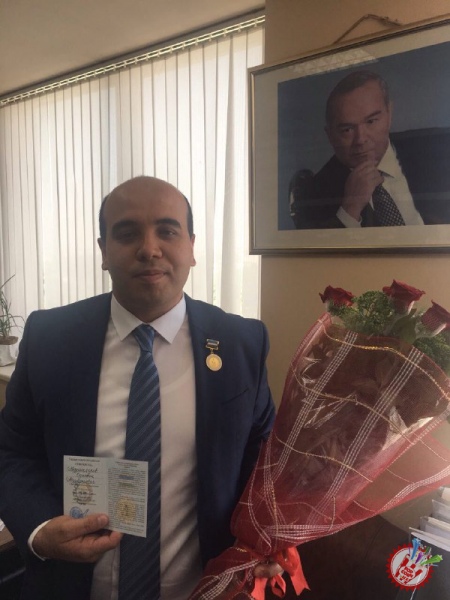 «Ўзбекистон мустақиллигига 25 йил» эсдалик нишонлари билан тақдирлашга бағишланган тадбир бўлиб ўтди.