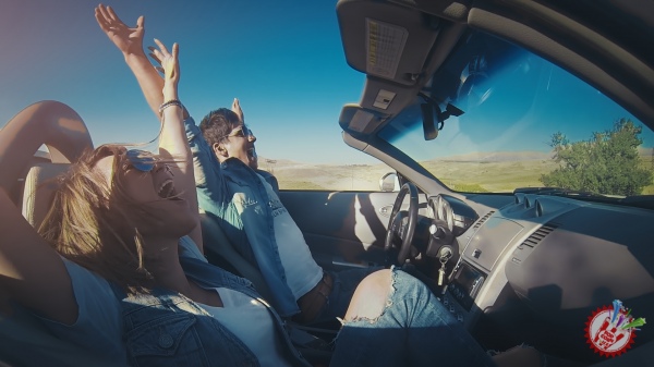 Лола навбатдаги клипининг премьерасини мухлислар белгилаган санада ўтказадиган бўлди