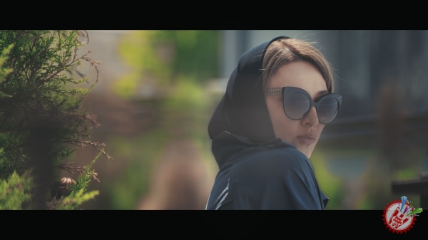 Лола навбатдаги клипининг премьерасини мухлислар белгилаган санада ўтказадиган бўлди