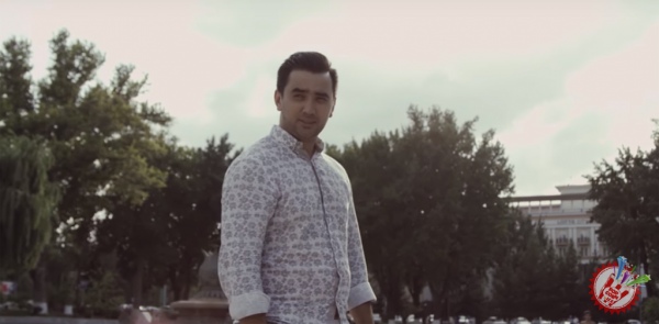 Азиз Раметов янги видеоклип тасвирга олдирди