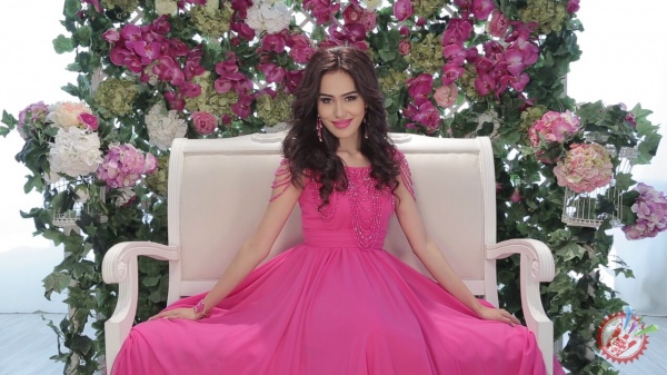 Юлдуз Низомова янги видеоклип тасвирга олдирди