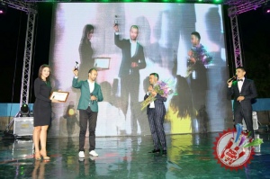 "Мавсум хитлари" галаконцерти бўлиб ўтди