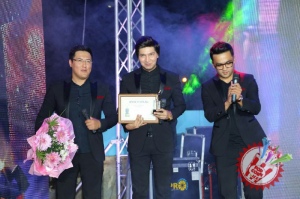 "Мавсум хитлари" галаконцерти бўлиб ўтди