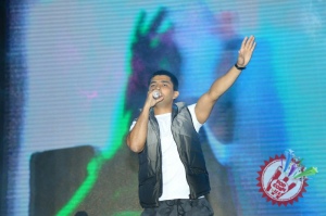 "Мавсум хитлари" галаконцерти бўлиб ўтди