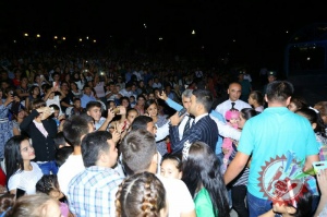 \"Мавсум хитлари\" галаконцерти бўлиб ўтди