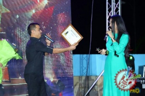 "Мавсум хитлари" галаконцерти бўлиб ўтди