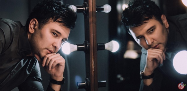 Сардор Раҳимхон ижодидаги энг таъсирли тарона  энди рус тилида