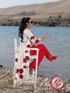 Хонанда Ҳадича янги видеоклип тасвирга олдирди