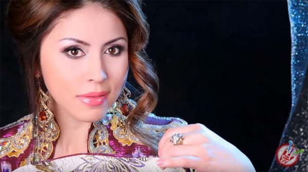 Гули Асалхўжаеванинг “Бормайман” қўшиғини қарши олинг