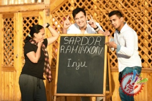  Сардор Раҳимхон Хивада биринчи бор клип суратга олдирди