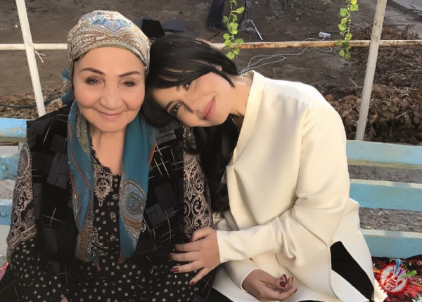 Бетакрор Шаҳзода янги клипида ҳаётининг бир қисмини жонлантирди