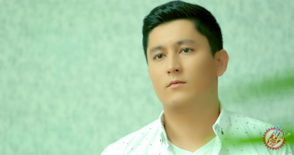 Фаррух Раимовнинг “Шафтоли”си энди клипи билан