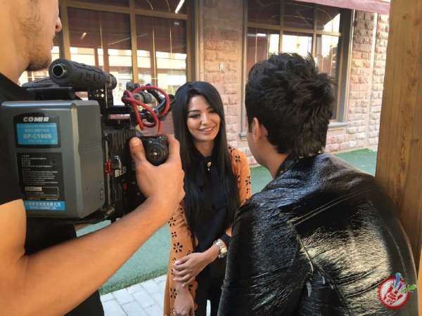 Отабек Муталхўжаев ва Муқаддас Саъдуллаева  улар яна учрашишди