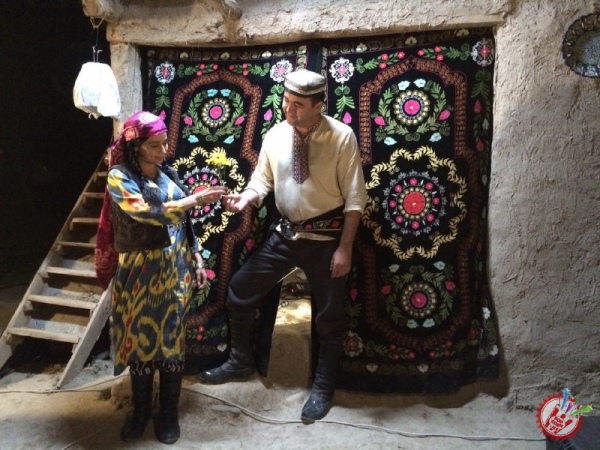 Феруза Каримова адо қиламан деганларни адо қилади