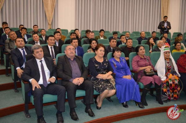 “Ким эдигу ким бўлдик, эртага қандай юксак марраларни эгаллашимиз керак?” мазмунидаги  тарғибот тадбирлари  Қорақалпоғистон Республикасида