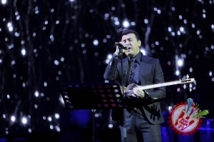 Шоҳжаҳон Жўраевнинг жонли ижродаги концерт дастурига старт берилди