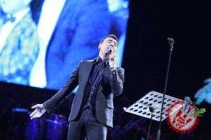 Шоҳжаҳон Жўраевнинг жонли ижродаги концерт дастурига старт берилди