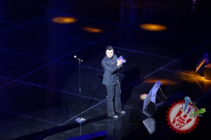 Шоҳжаҳон Жўраевнинг жонли ижродаги концерт дастурига старт берилди