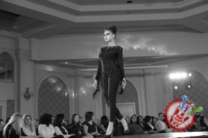 Дизайнерлар Нариман Григорян ва Лидия Андре навбатдаги либослари коллекциясининг намойишини ўтказди