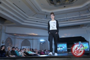 Дизайнерлар Нариман Григорян ва Лидия Андре навбатдаги либослари коллекциясининг намойишини ўтказди