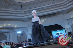 Дизайнерлар Нариман Григорян ва Лидия Андре навбатдаги либослари коллекциясининг намойишини ўтказди