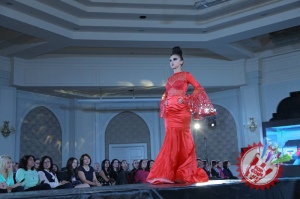 Дизайнерлар Нариман Григорян ва Лидия Андре навбатдаги либослари коллекциясининг намойишини ўтказди