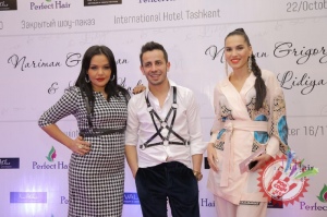 Дизайнерлар Нариман Григорян ва Лидия Андре навбатдаги либослари коллекциясининг намойишини ўтказди